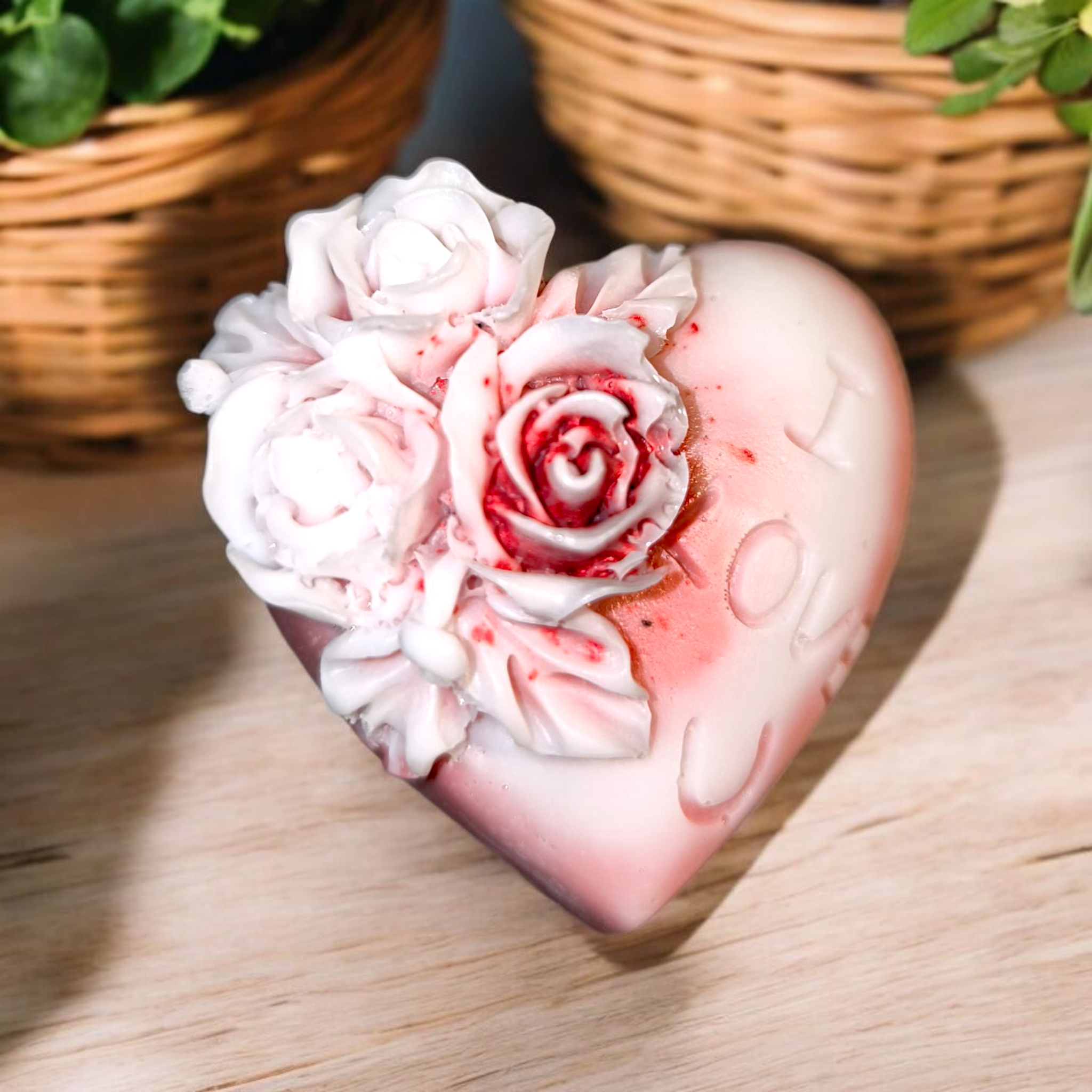 Handgemachte Ziegenmilchseife „Liebe“ – Sanfter Duft & natürliche Pflege